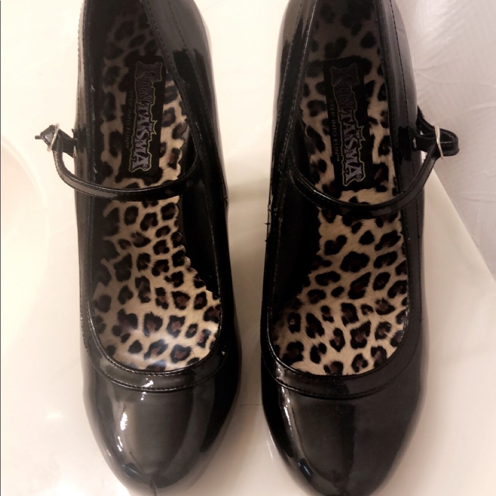 3 1/2” Black Mary Jane shoes.